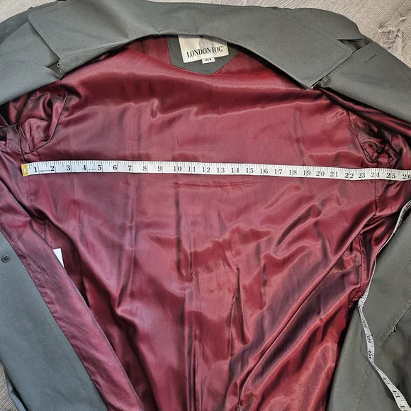 ❤️ VTG London Fog 40R Grey & Burgundy Trench Coat - Picture 15 of 15